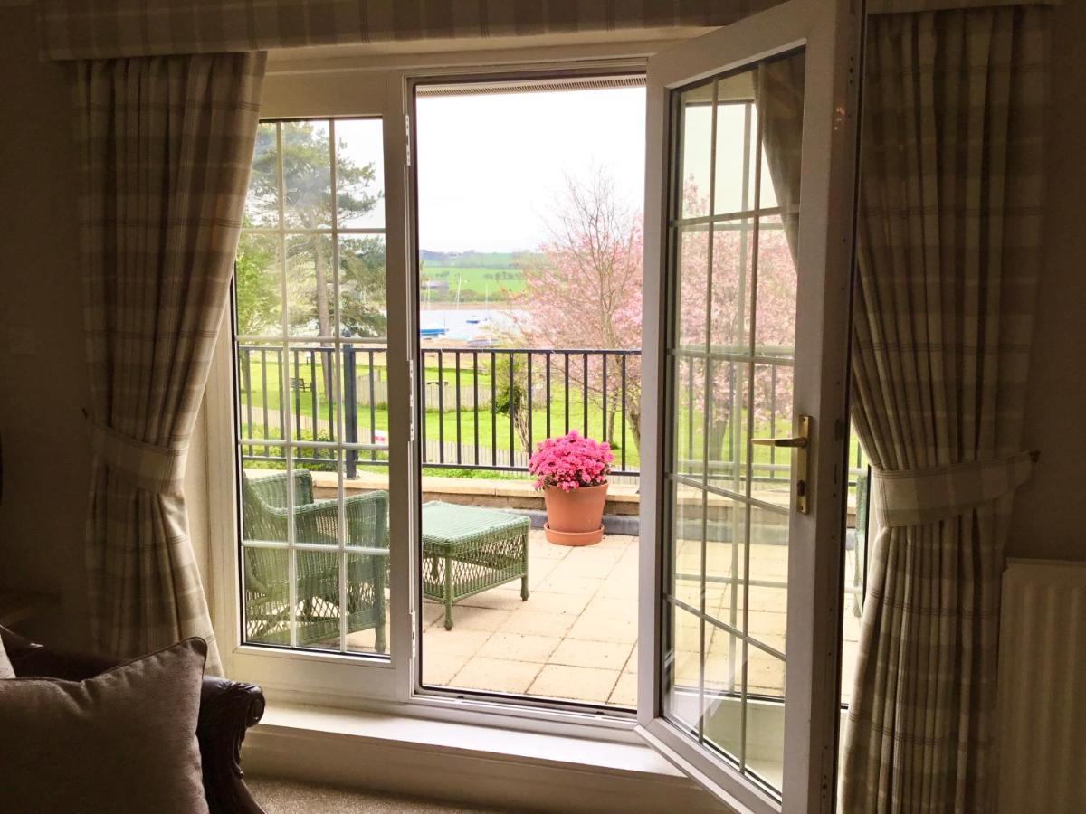Westlea Guest House アルンマス エクステリア 写真